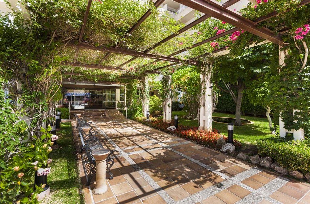 Globales Santa Ponsa Park Otel Dış mekan fotoğraf