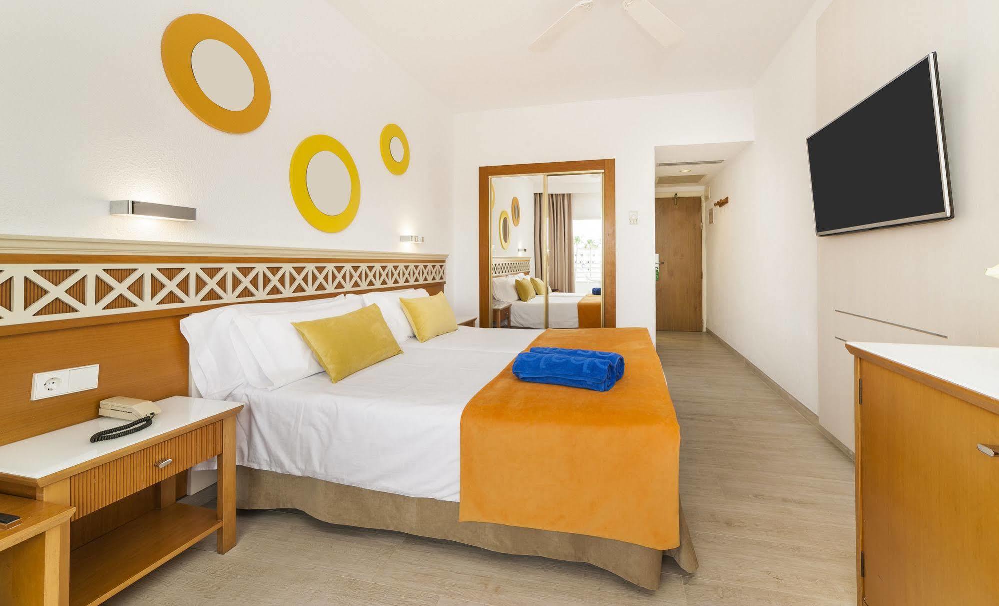 Globales Santa Ponsa Park Otel Dış mekan fotoğraf